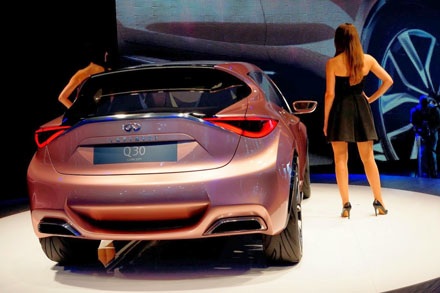 Đến năm 2018 sẽ có thêm 5 mẫu Infiniti mới ra đời - 13 Mẫu Q30 concept